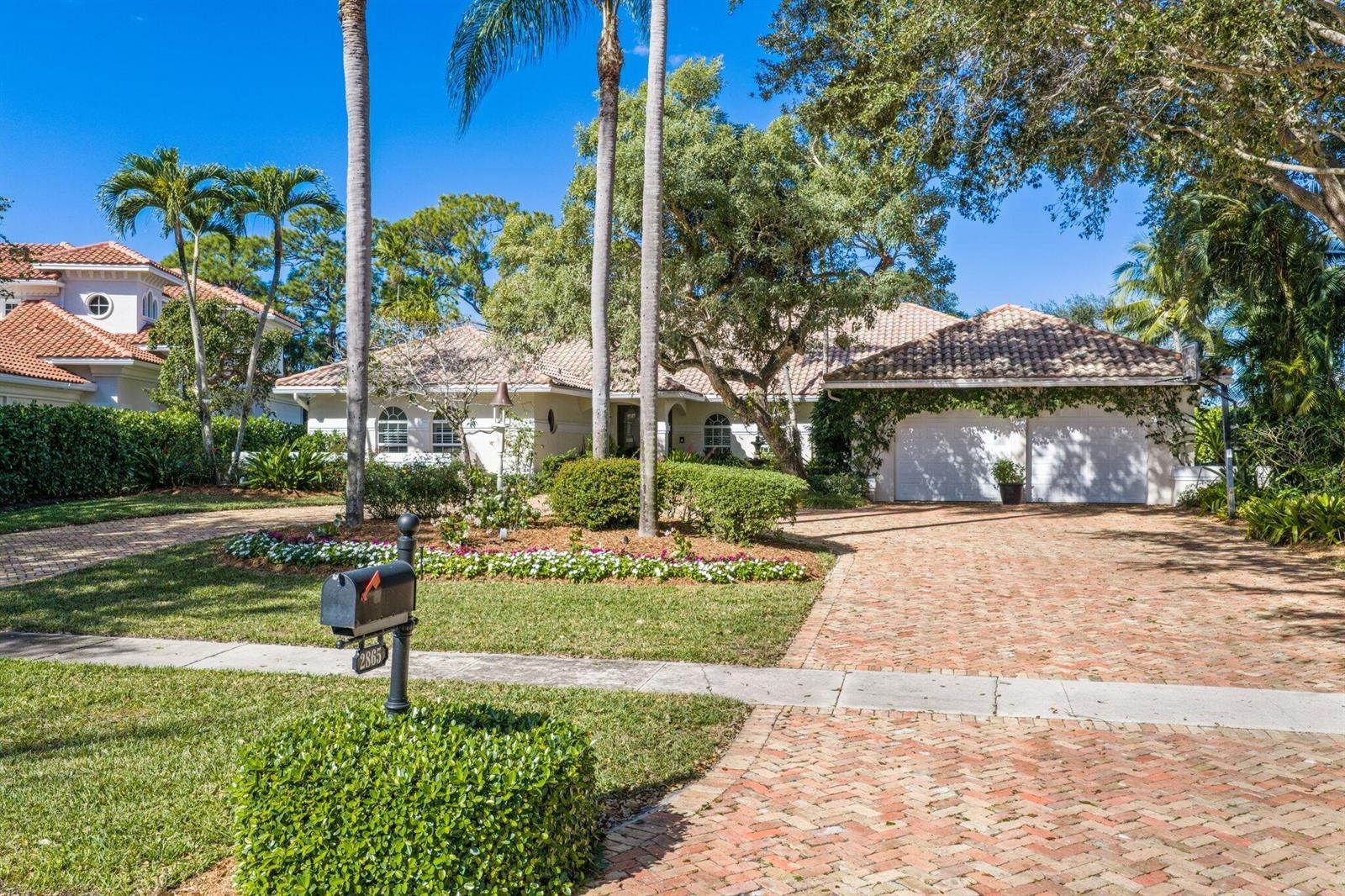 2865 Banyan Boulevard Circle NW, Boca Raton FL 33431 photo 2