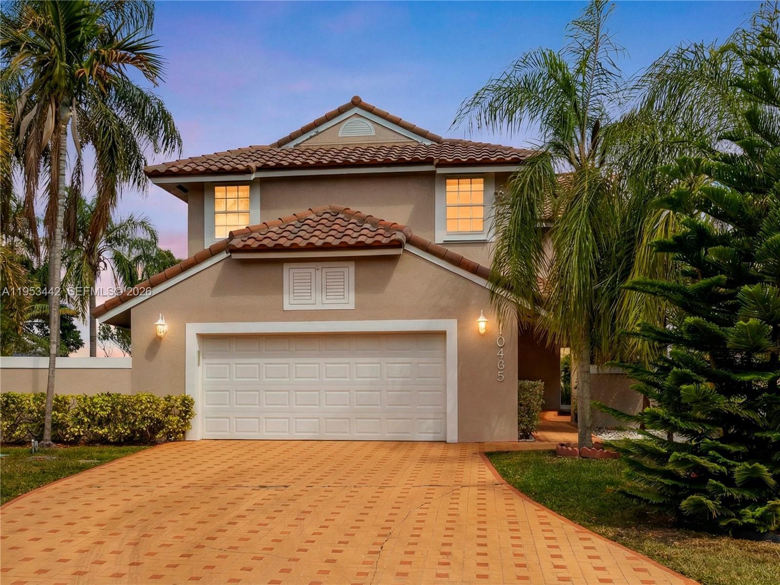 10465 NW 46th St, Doral FL 33178