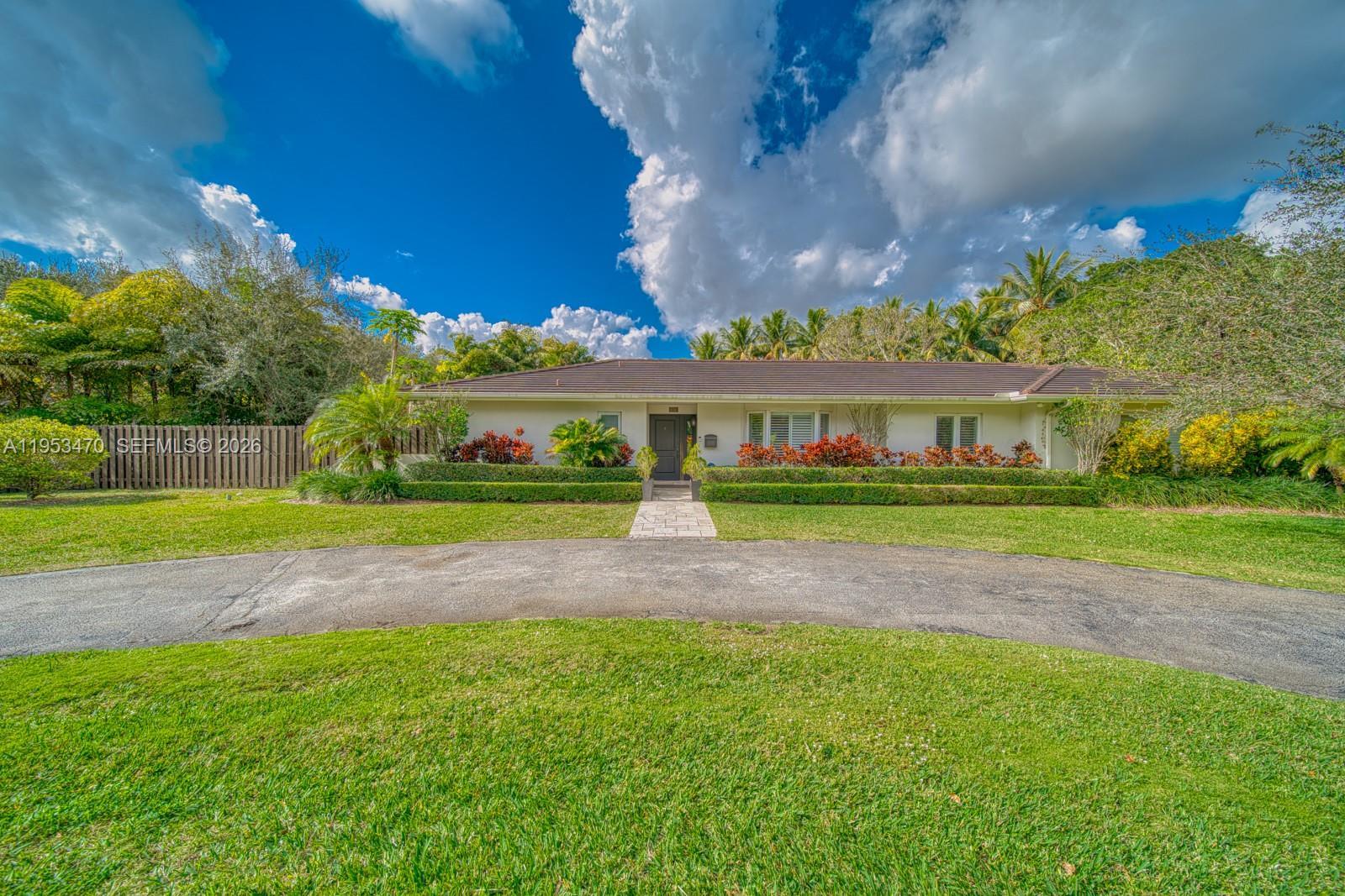 9750 SW 96 Ct, Miami FL 33176