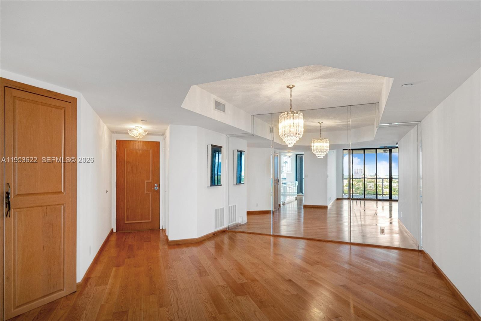 3598 NE Yacht Club Dr # 1402, Aventura FL 33180 photo 5