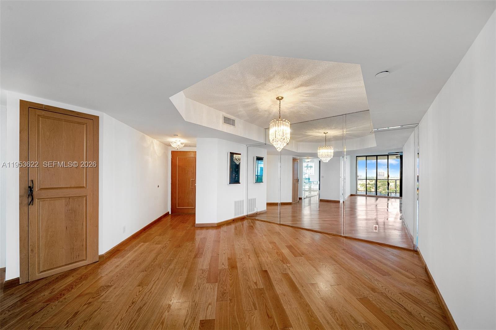 3598 NE Yacht Club Dr # 1402, Aventura FL 33180 photo 4