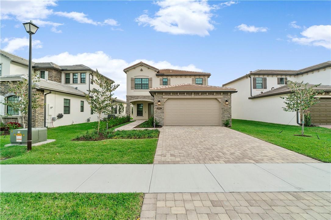 8755 Grand Prix Lane, Boynton Beach FL 33472 photo 2
