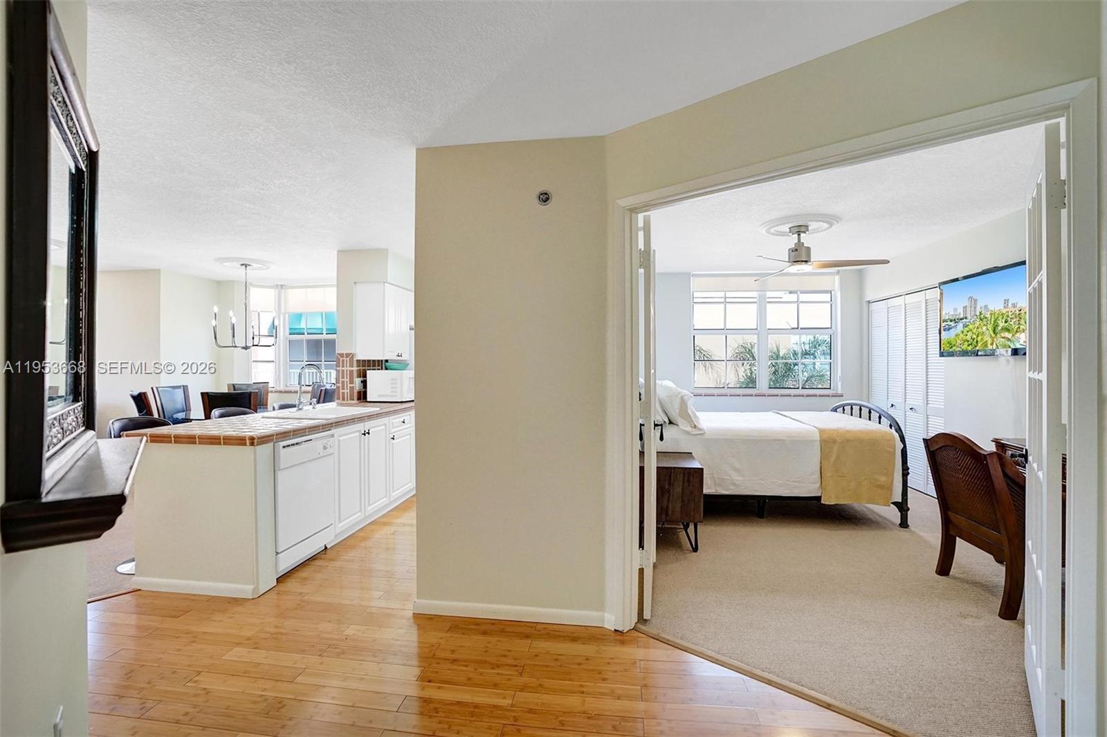 Aventura, FL 33180 photo 2
