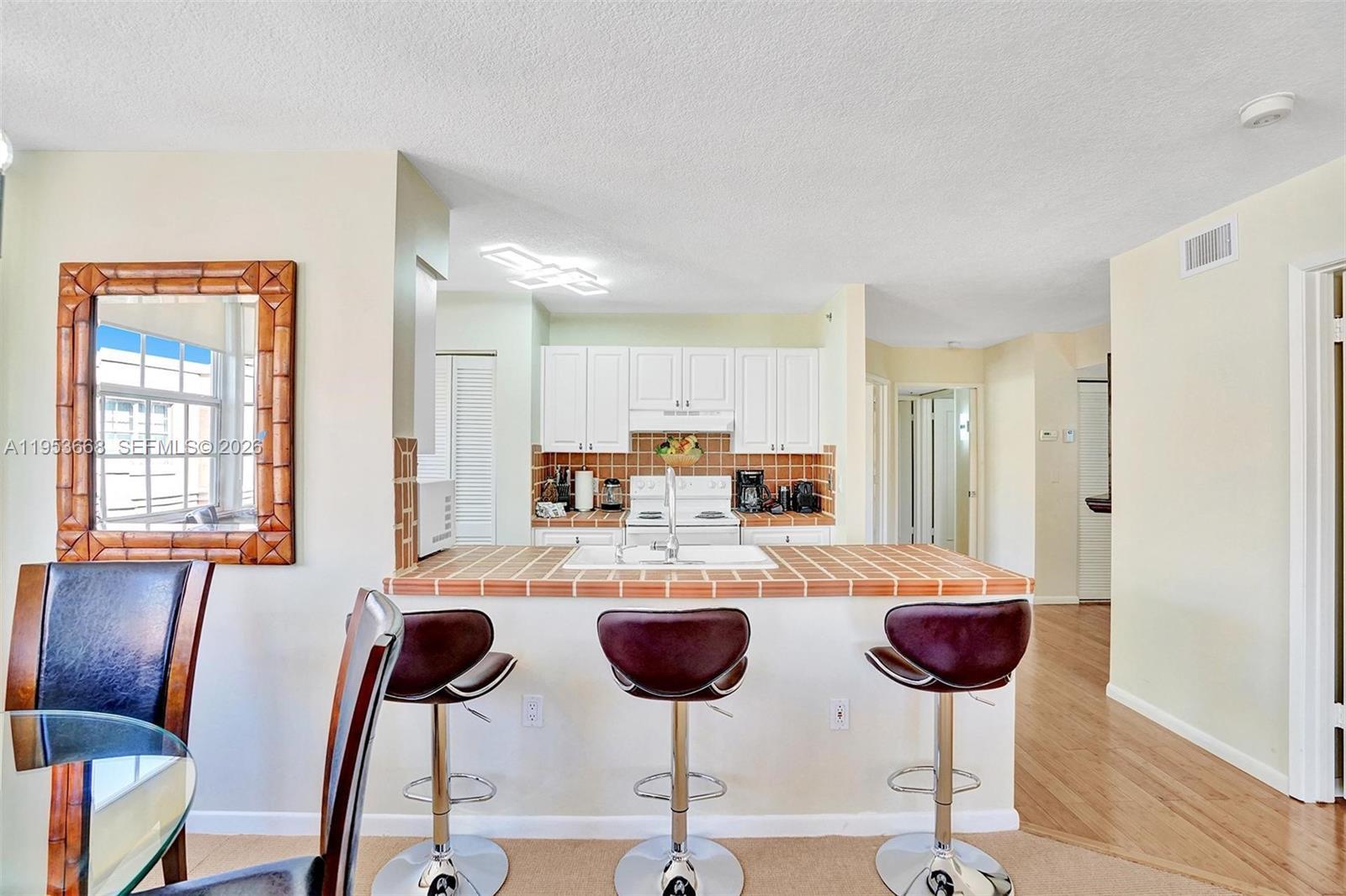 Aventura, FL 33180 photo 5