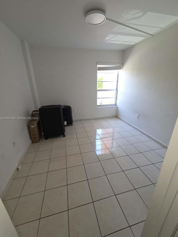 4717 NW 7th St # 10, Miami FL 33126 photo 3