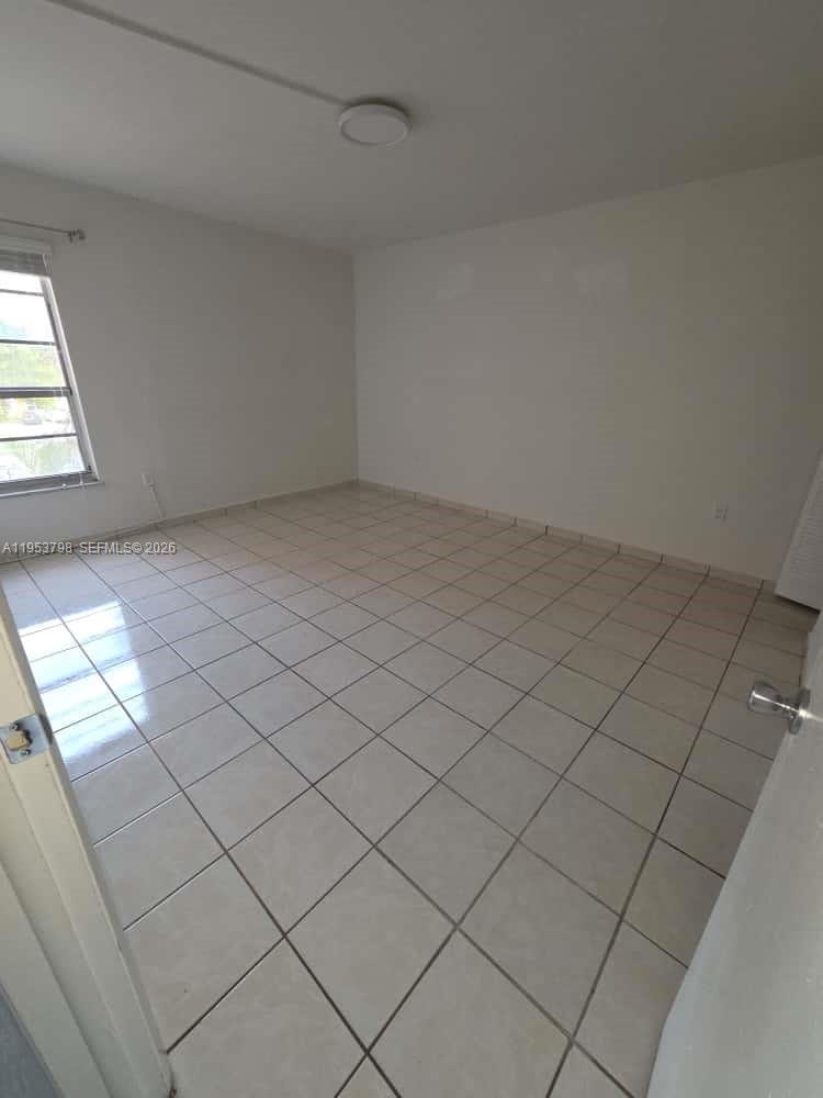 4717 NW 7th St # 10, Miami FL 33126 photo 4