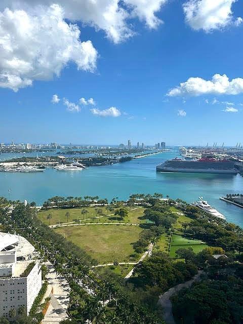 1040 Biscayne Boulevard # 3003, Miami FL 33132