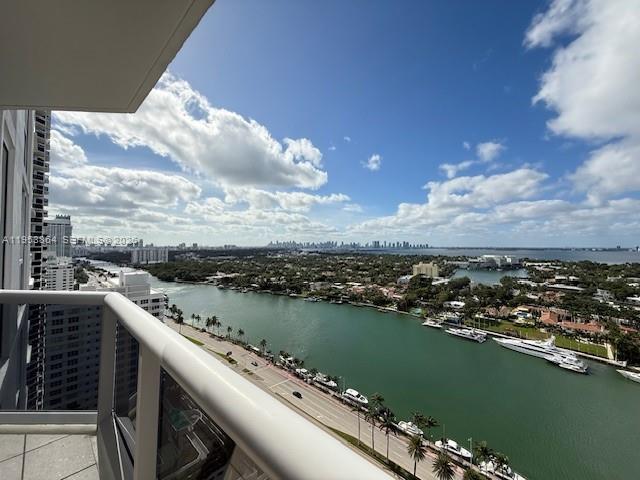 4779 Collins Ave # 2506, Miami Beach FL 33140 photo 2