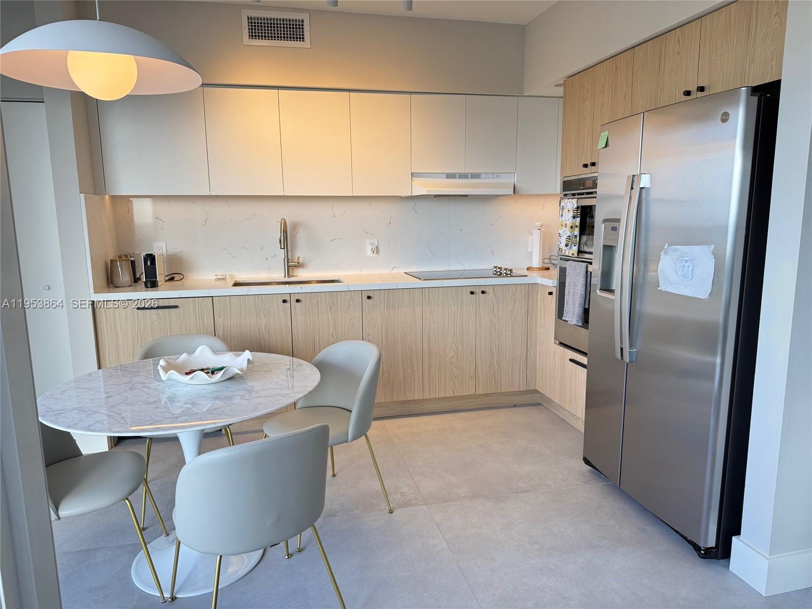 4779 Collins Ave # 2506, Miami Beach FL 33140 photo 4