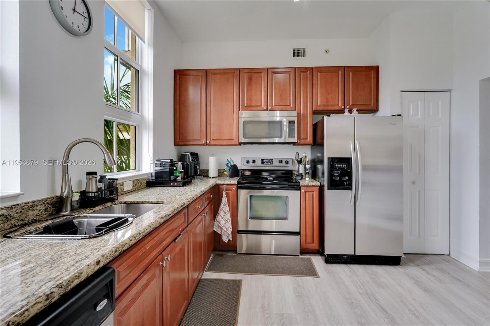 3001 NE 185th St # 612, Aventura FL 33180 photo 5
