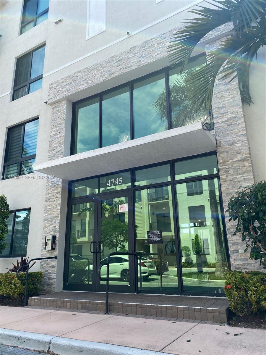 4745 NW 84th Ct # 48, Doral FL 33166