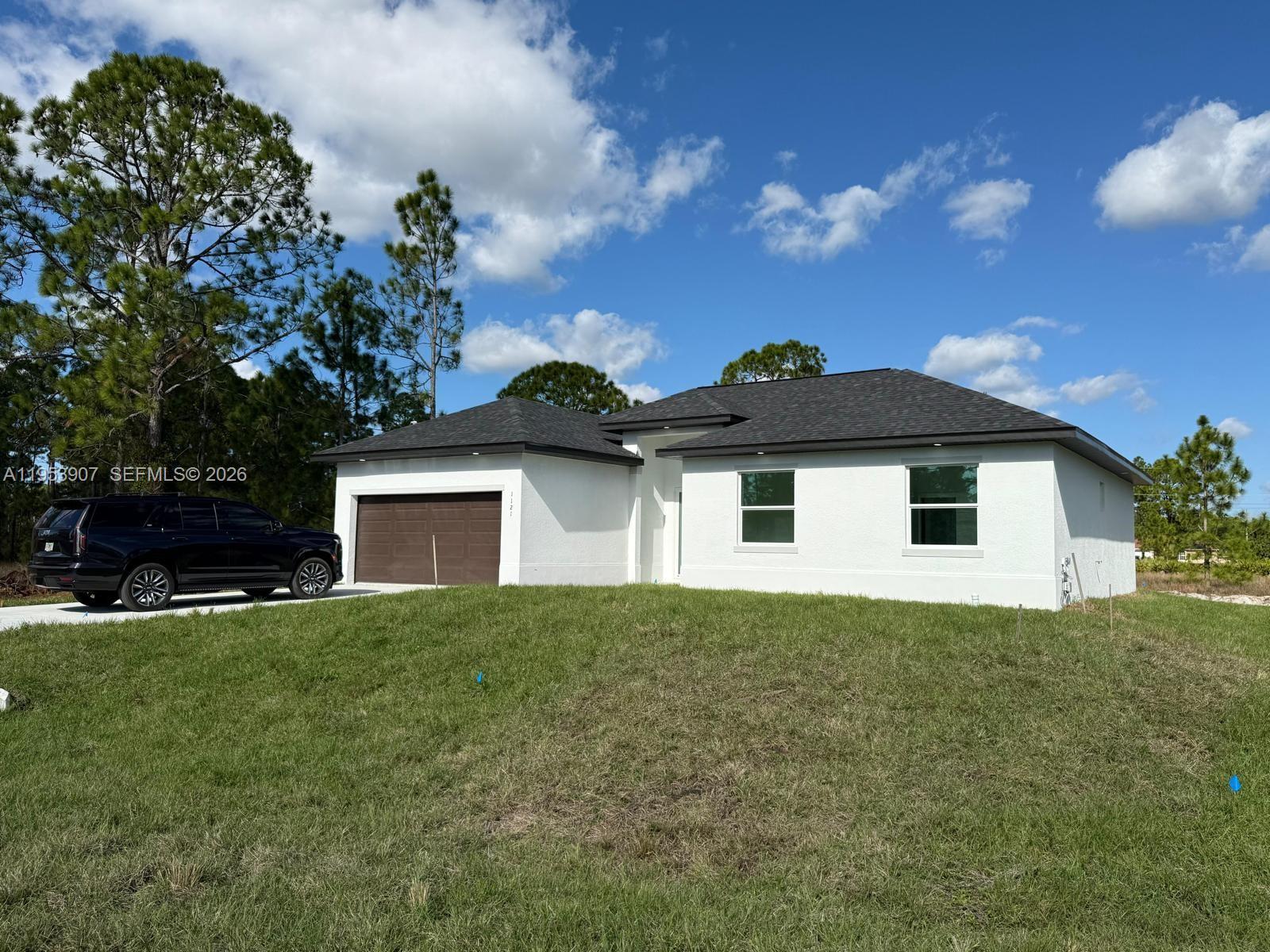 1121 FLORENCE ST E, Lehigh Acres FL 33974