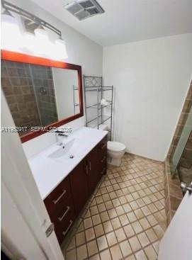 North Miami Beach, FL 33160 photo 4