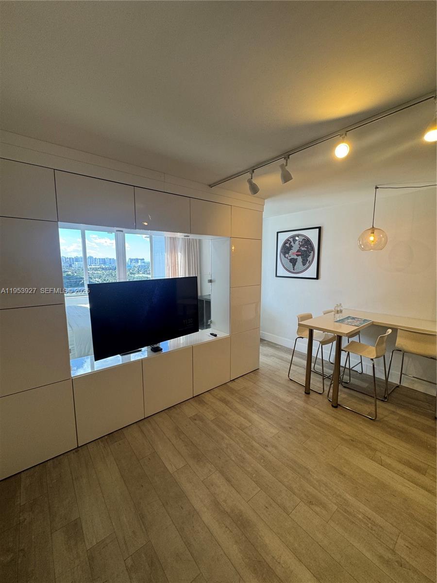 19201 Collins Ave # 1004, Sunny Isles Beach FL 33160 photo 4