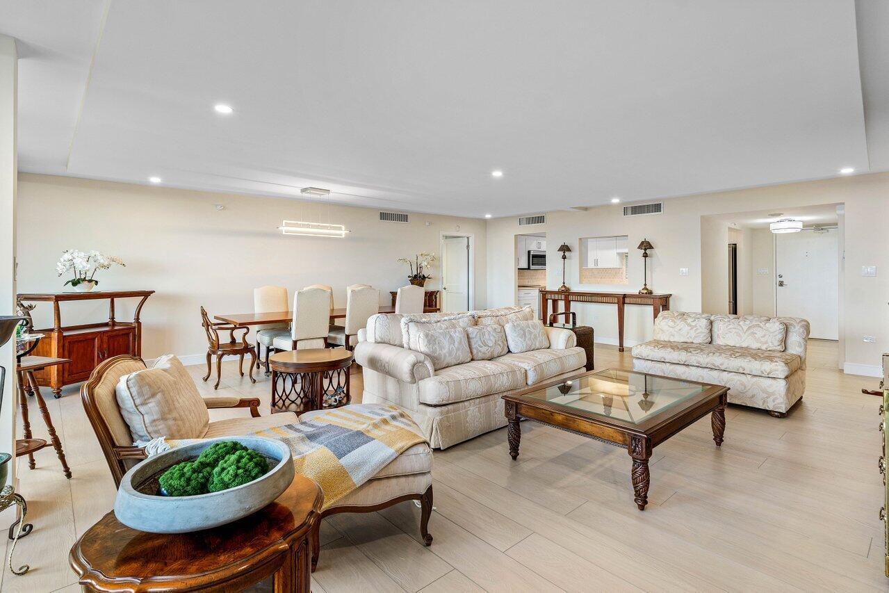 2450 Presidential Way # 607, West Palm Beach FL 33401 photo 5
