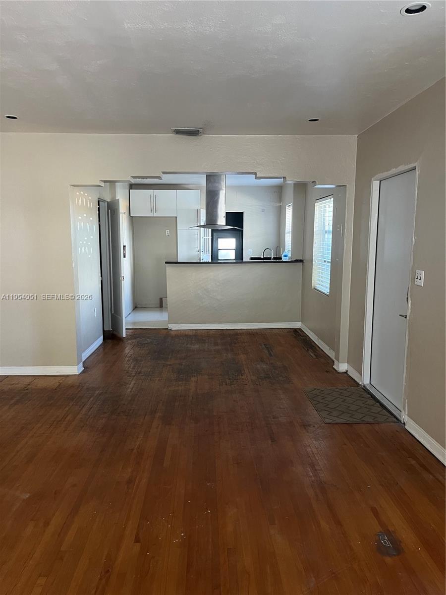 6 Farrey Ln, Miami Beach FL 33139 photo 5
