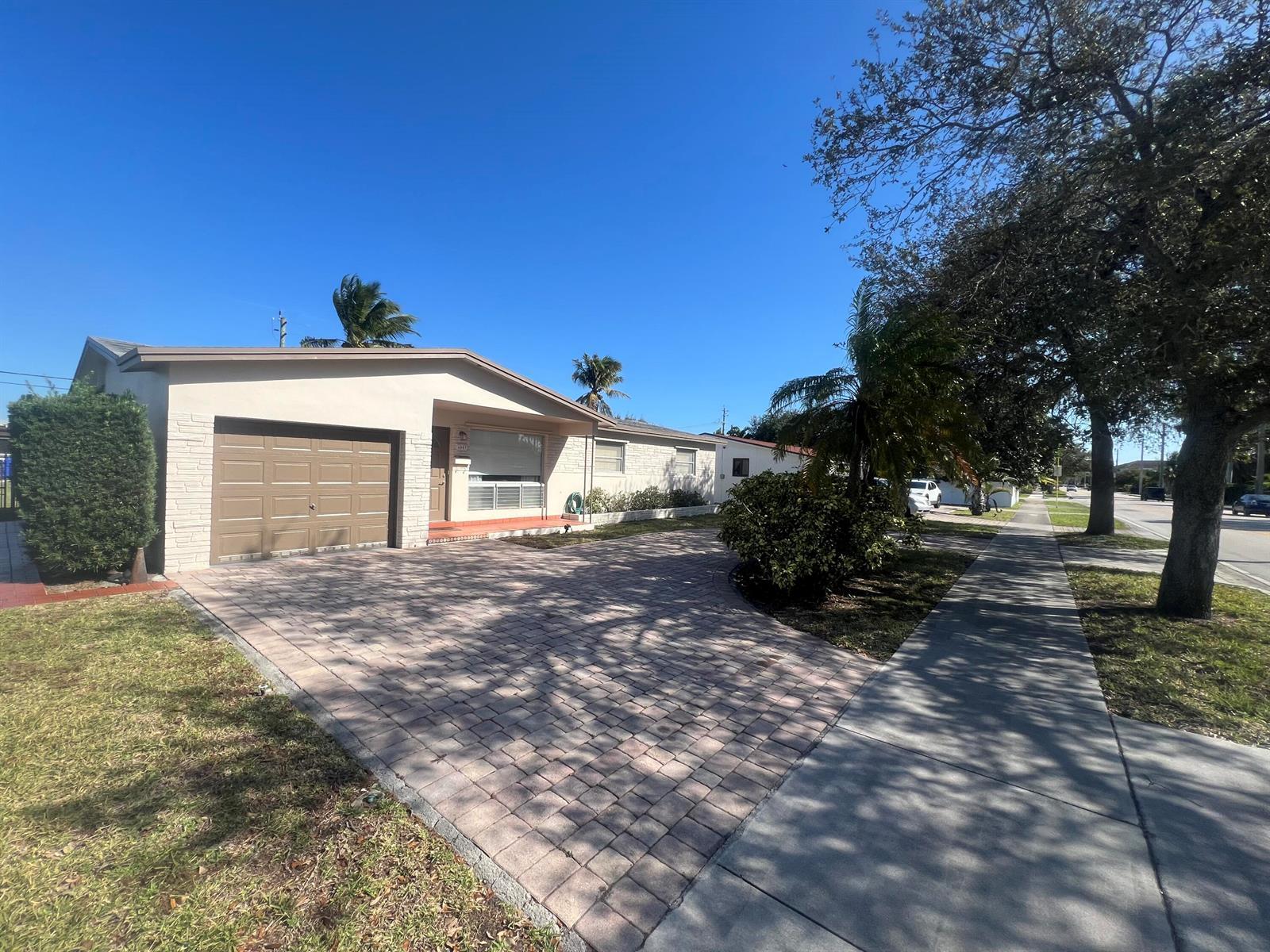 4007 Johnson Street, Hollywood FL 33021 photo 2