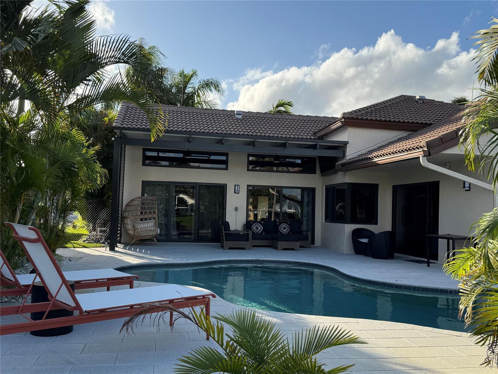 2702 E Orchard Circle, Davie FL 33328 photo 5