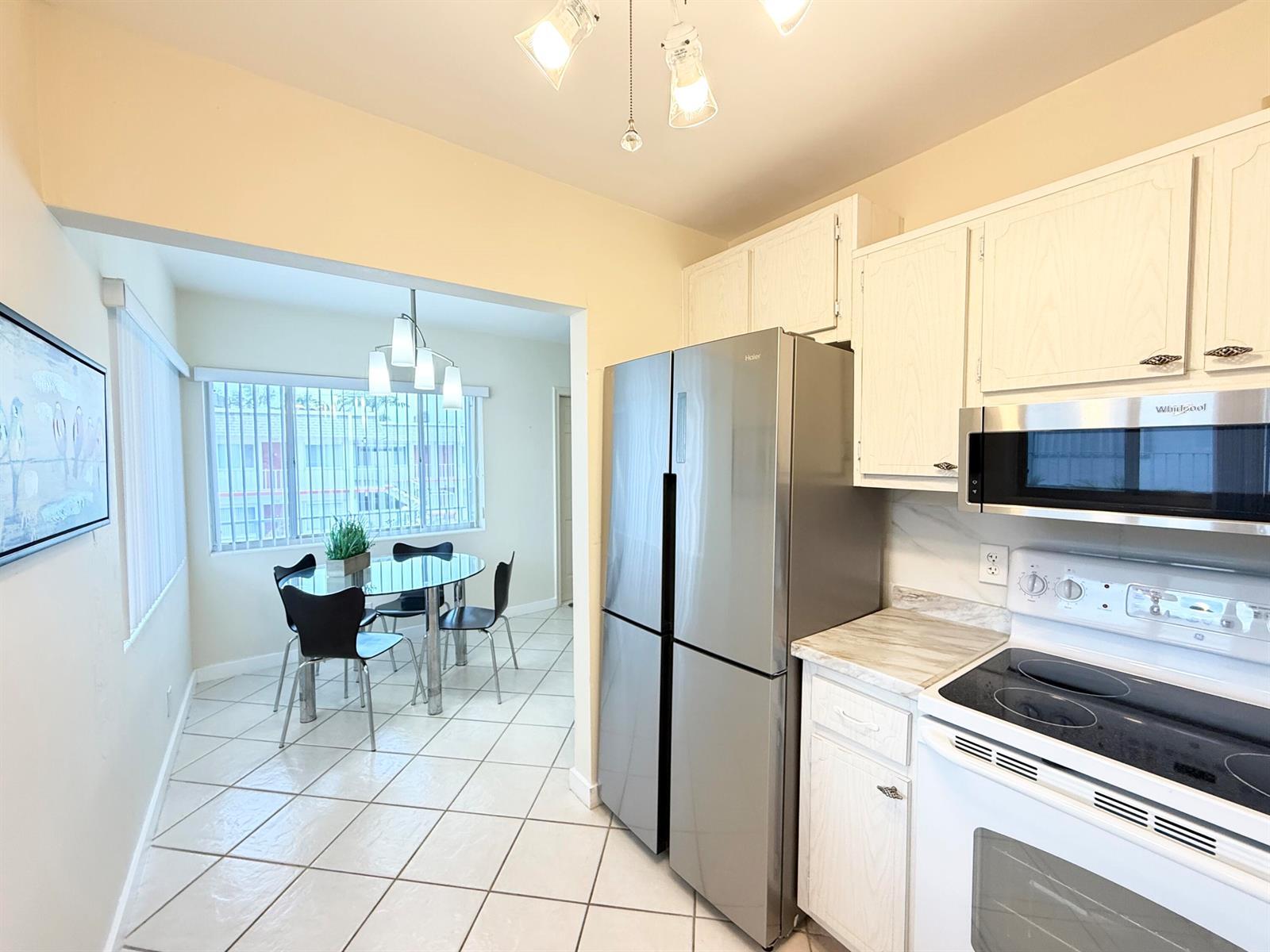 2880 Lake Osborne Drive # 205, FL 33461 photo 5