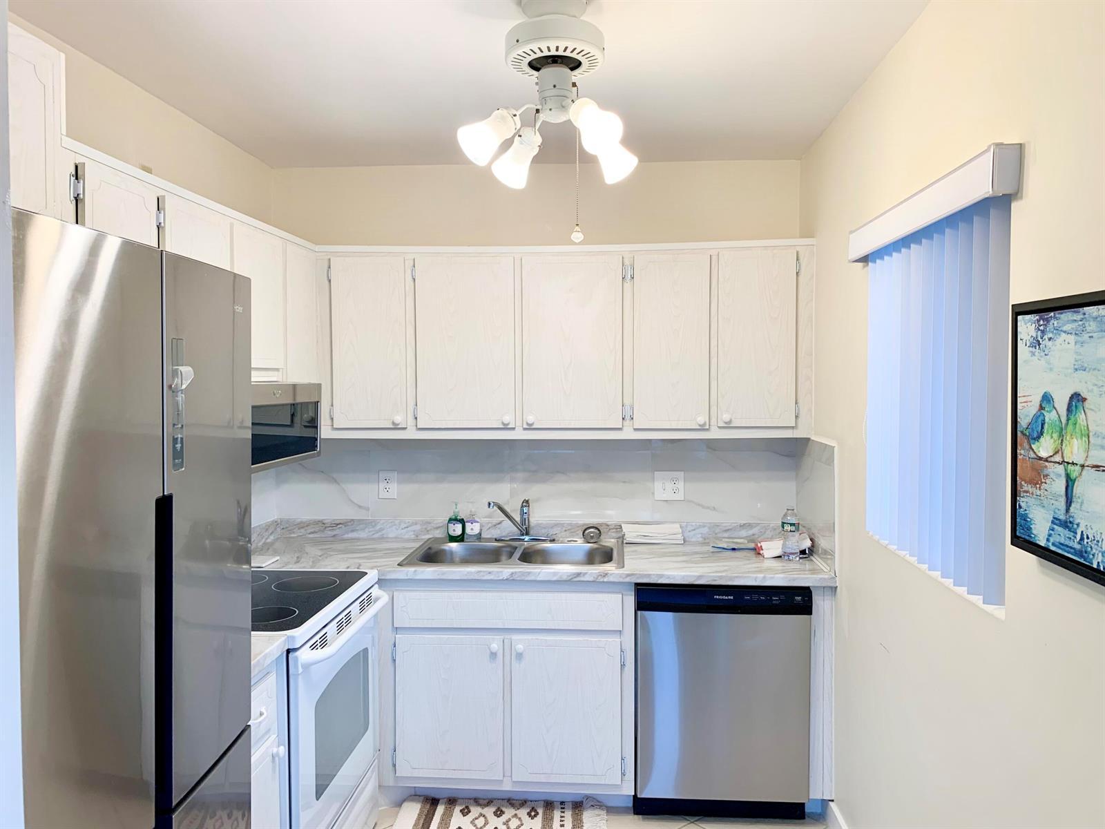 2880 Lake Osborne Drive # 205, FL 33461 photo 4