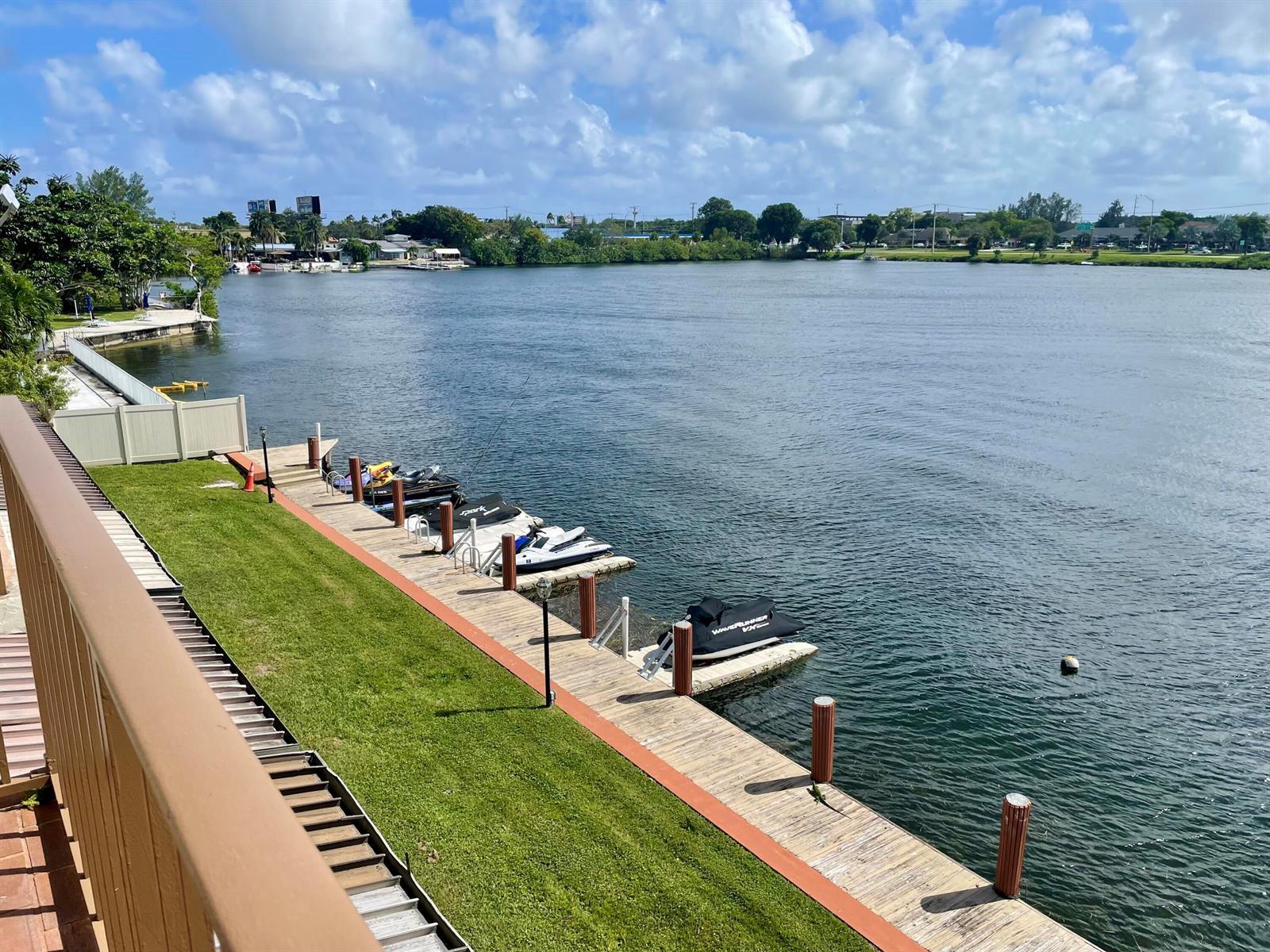 1100 Crystal Lake Drive # 207, Deerfield Beach FL 33064 photo 2