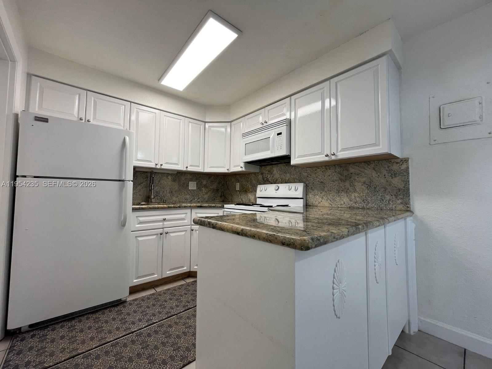 1824 Monroe St # 1, Hollywood FL 33020 photo 4