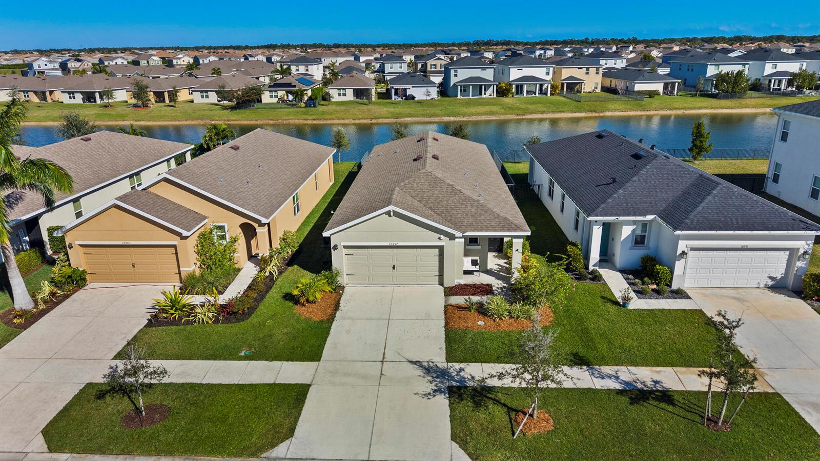 10957 SW Pacini Way, Port St. Lucie FL 34987 photo 2