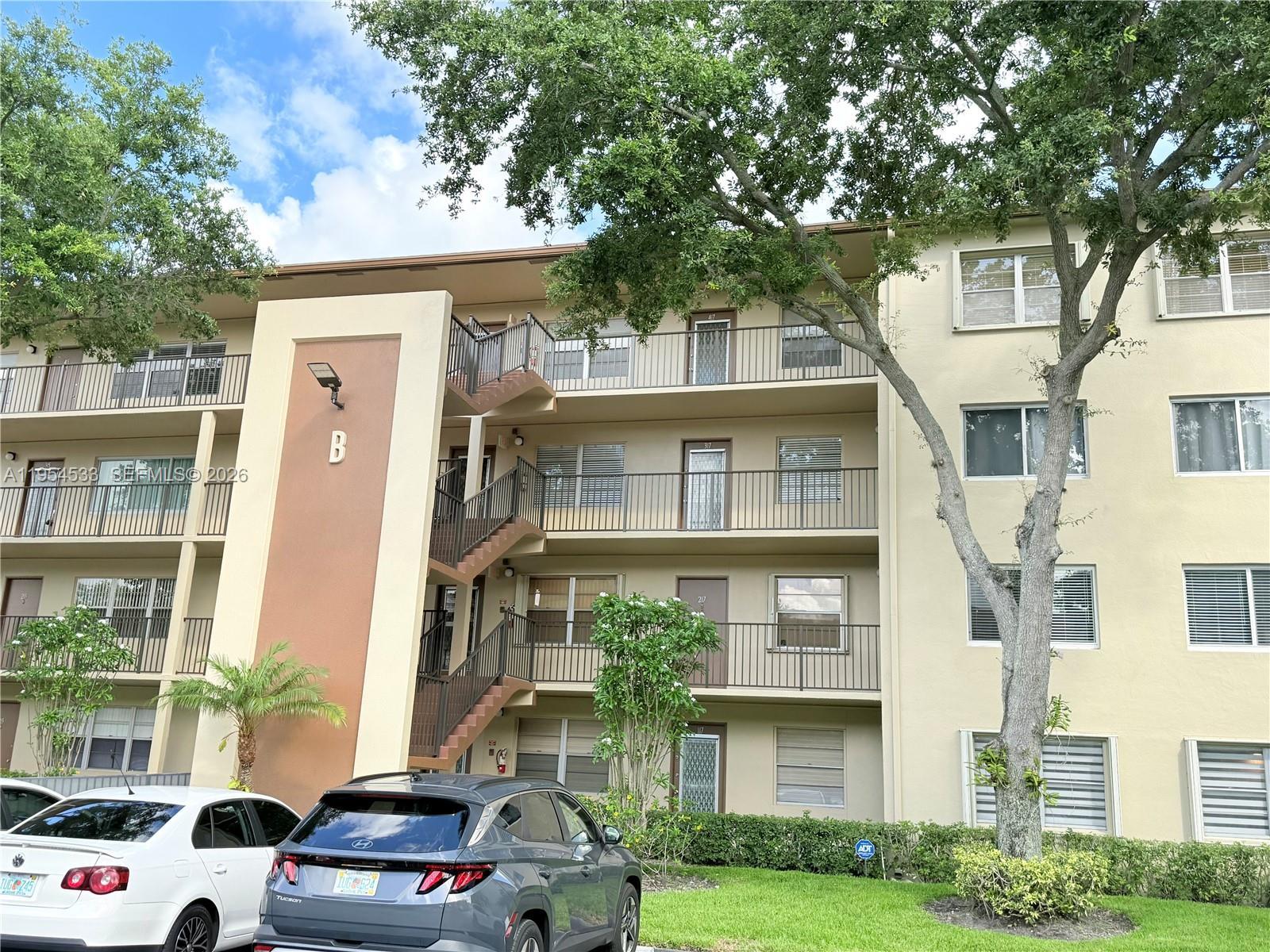 850 SW 133rd Ter # 416B, Pembroke Pines FL 33027 photo 2