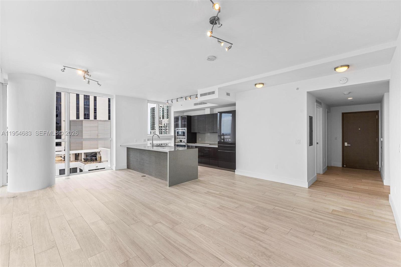 1080 Brickell Ave # 3909, Miami FL 33131 photo 3