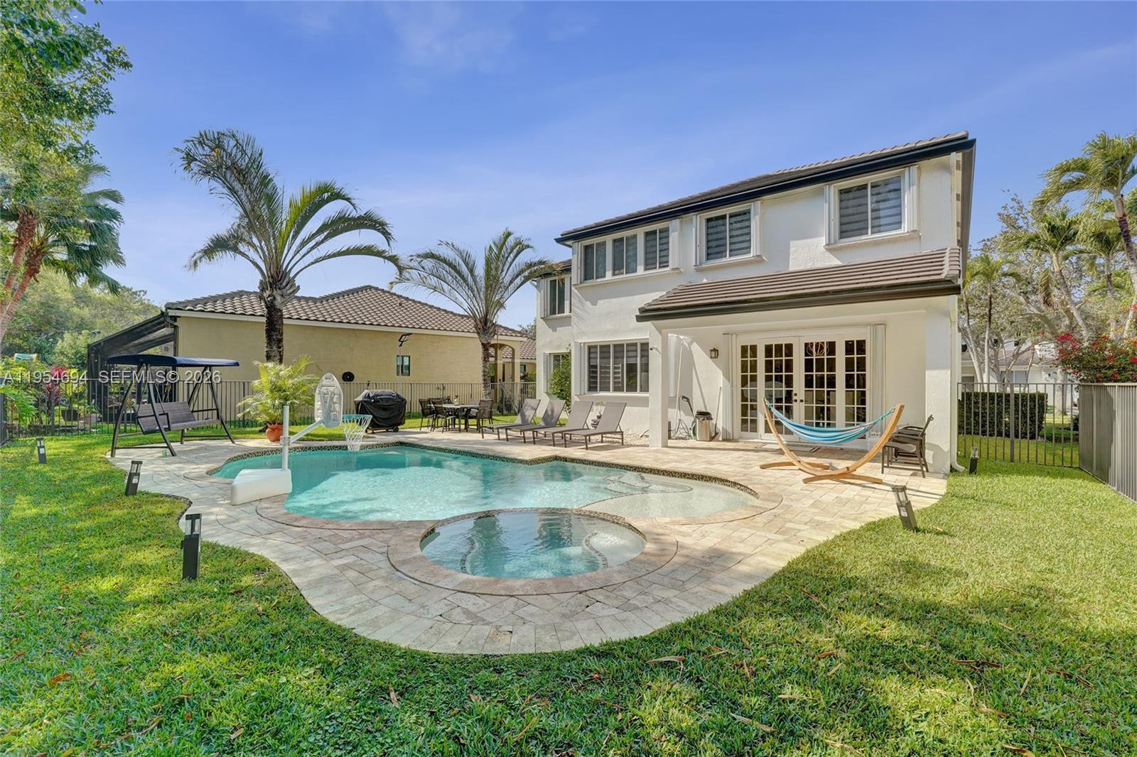 1367 Camellia Cir, Weston FL 33326 photo 2