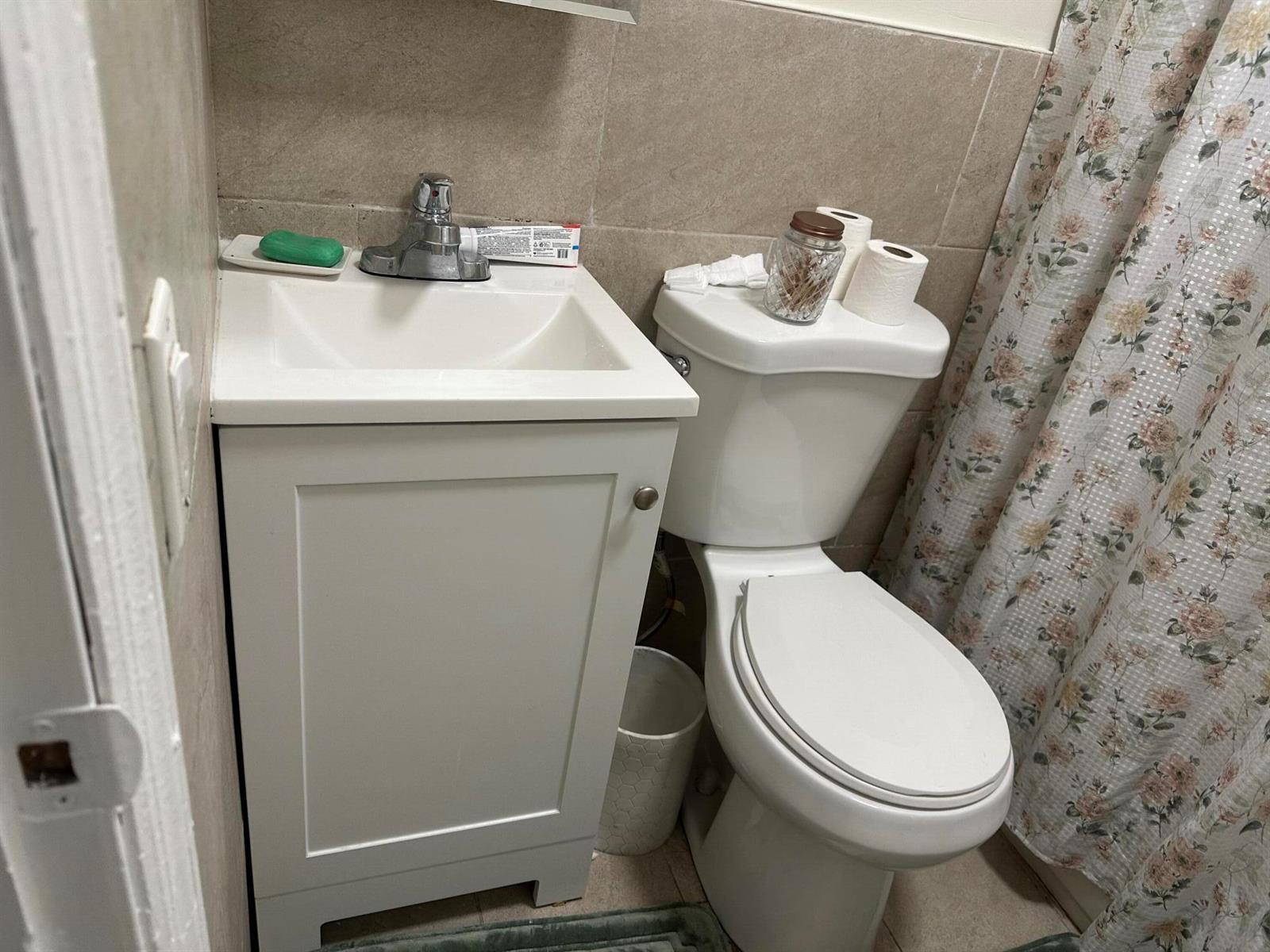 225 NW 125th Street, North Miami FL 33168 photo 5