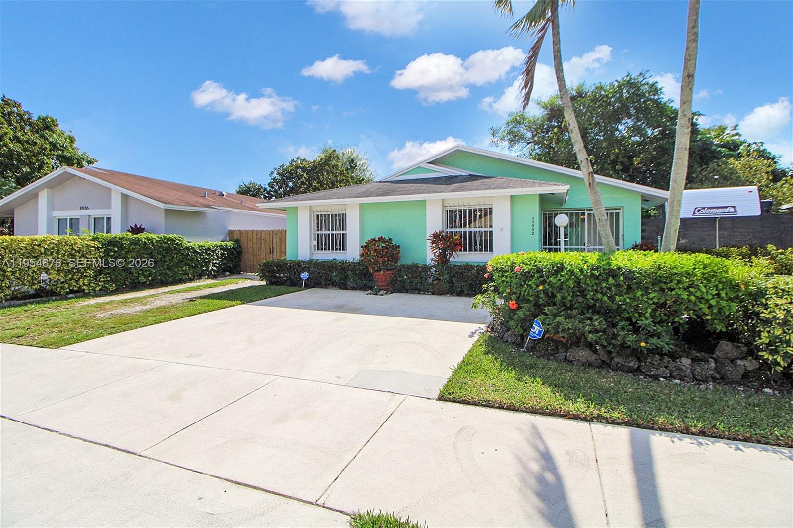 11942 SW 210th St, Miami FL 33177