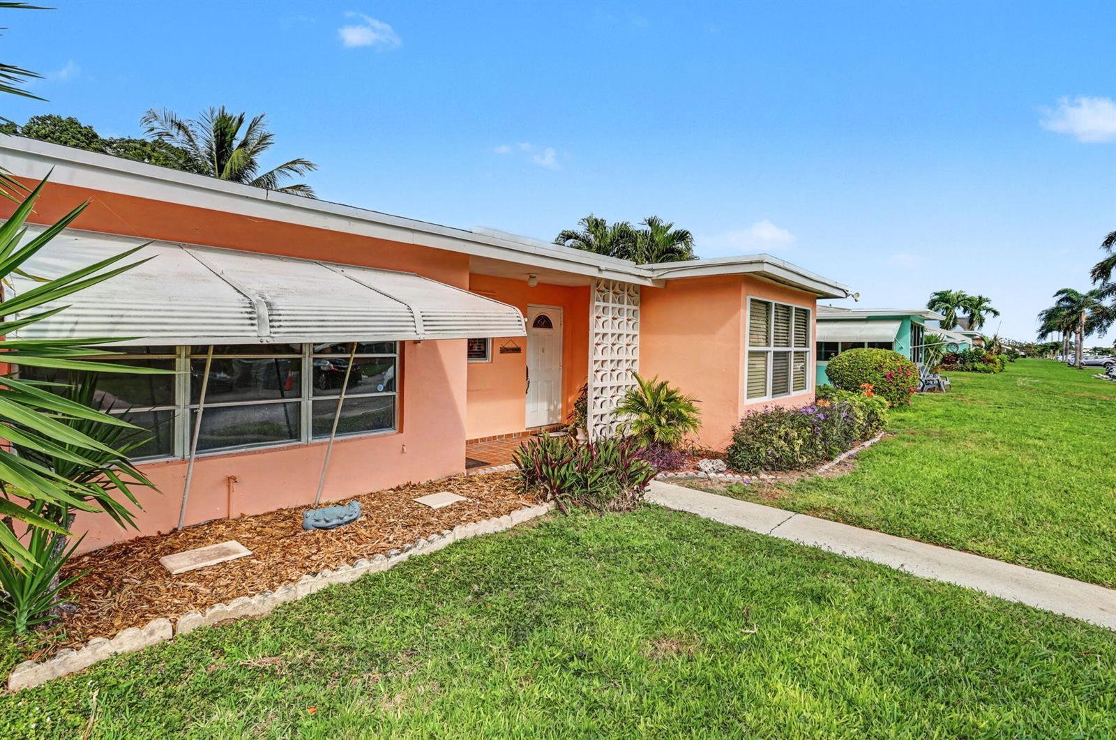 275 South Boulevard # C, Boynton Beach FL 33435 photo 2