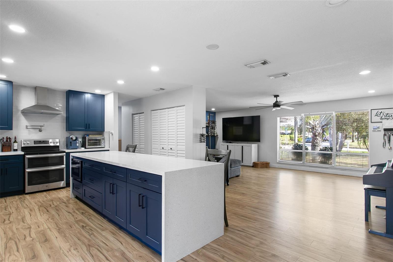 846 Ramblewood Drive, Coral Springs FL 33071 photo 5