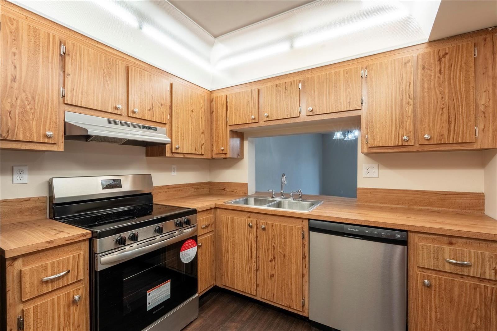 3720 N Pine Island Road # 436, Sunrise FL 33351 photo 3