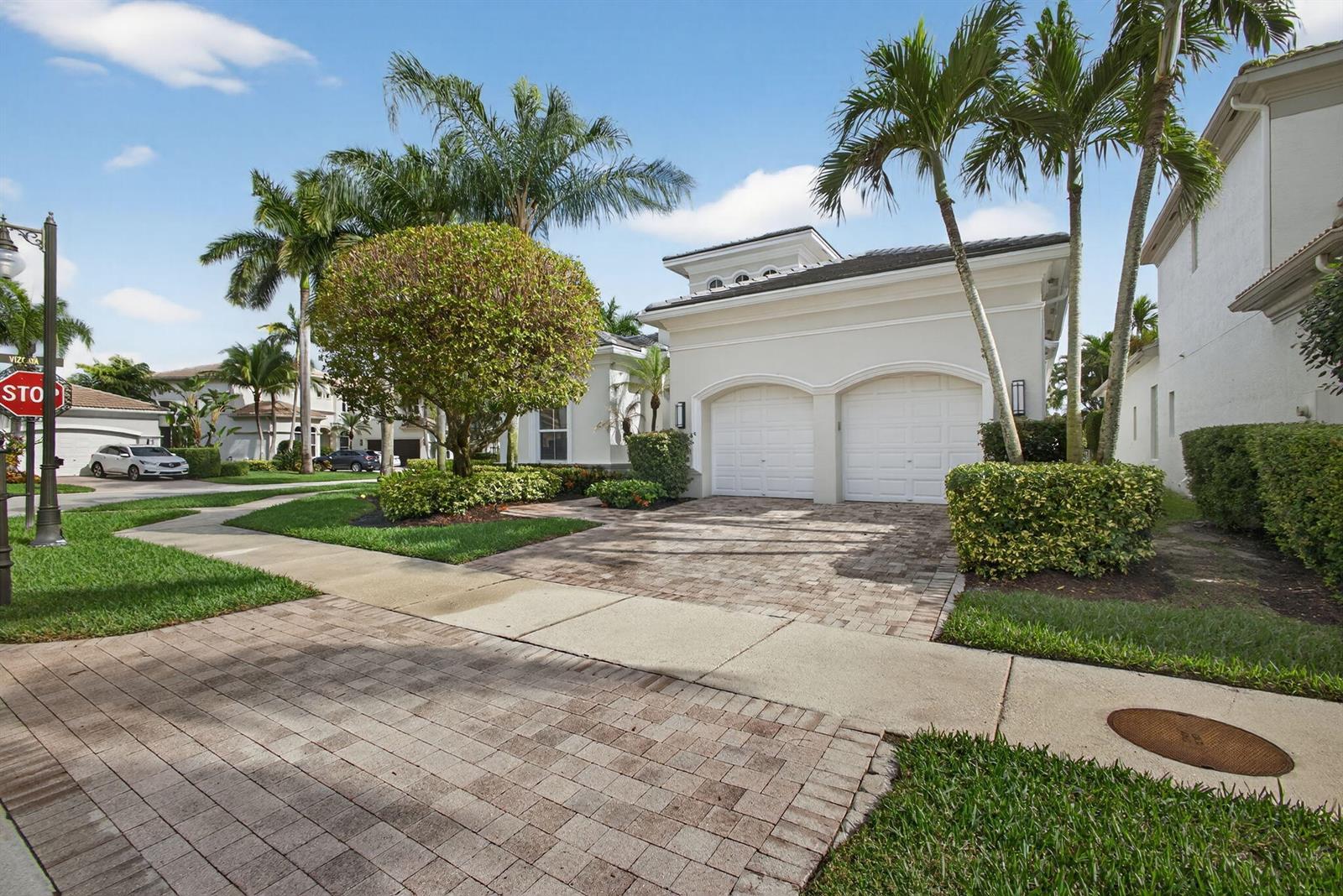 502 Via Toledo, Palm Beach Gardens FL 33418 photo 2