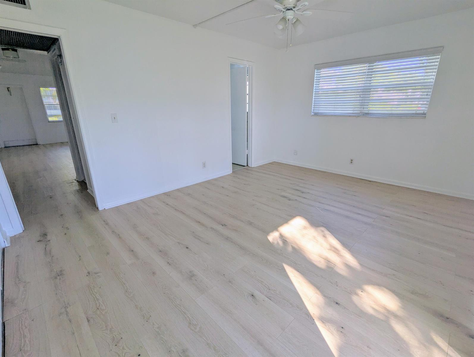 353 Sheffield O, West Palm Beach FL 33417 photo 5