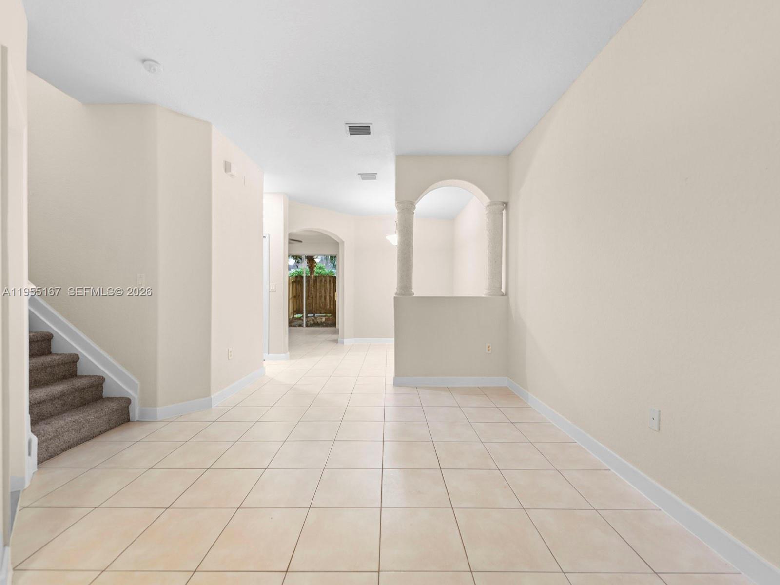 2534 SE 15th Ct, Homestead FL 33035 photo 2