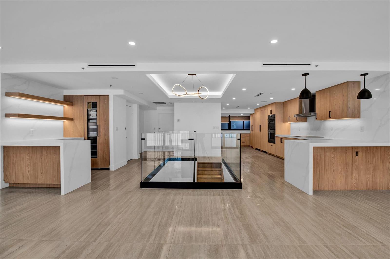 520 E Brickell Key Drive, Miami FL 33131 photo 2