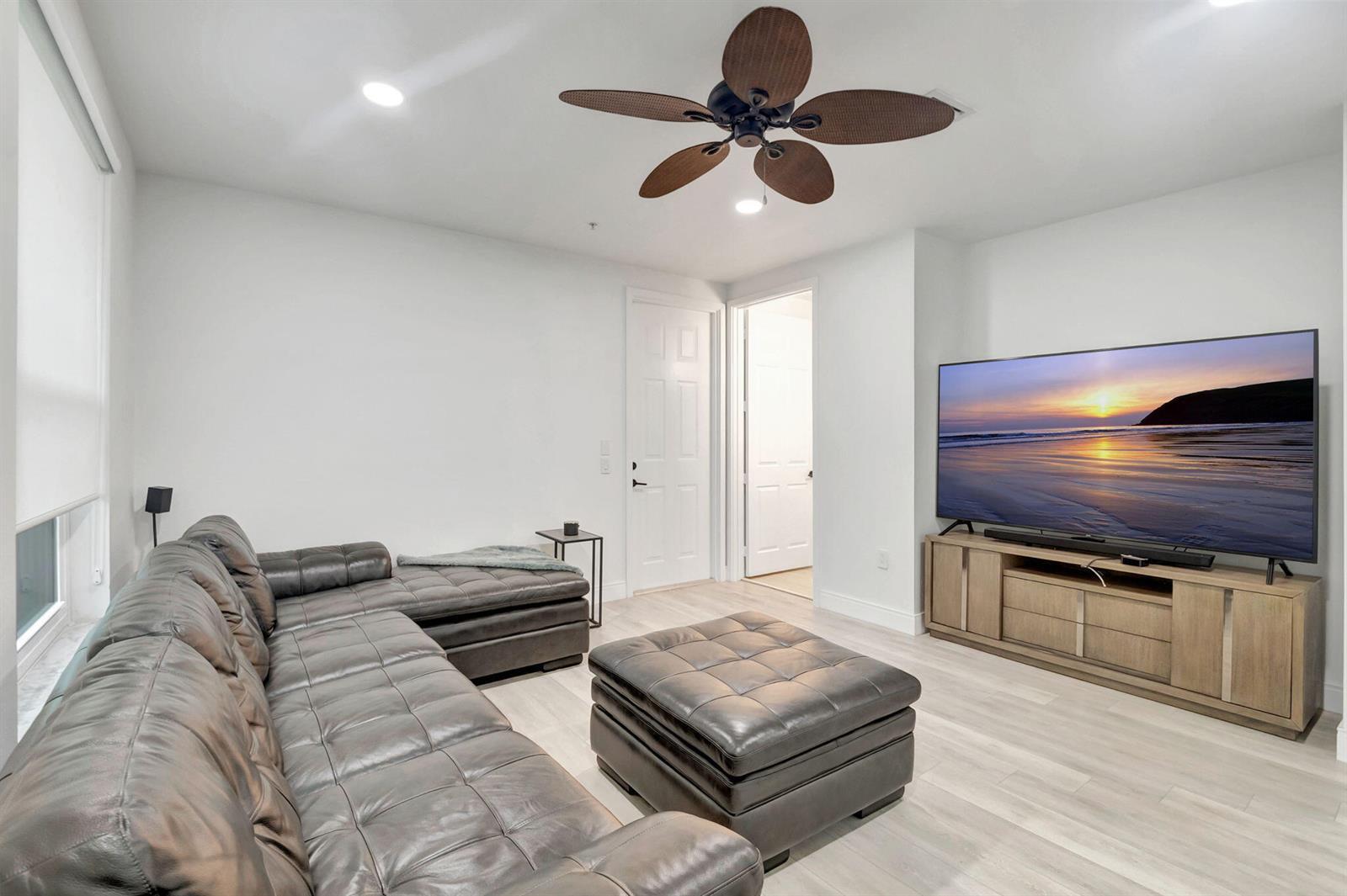 1274 Via Panzani, Boynton Beach FL 33426 photo 5
