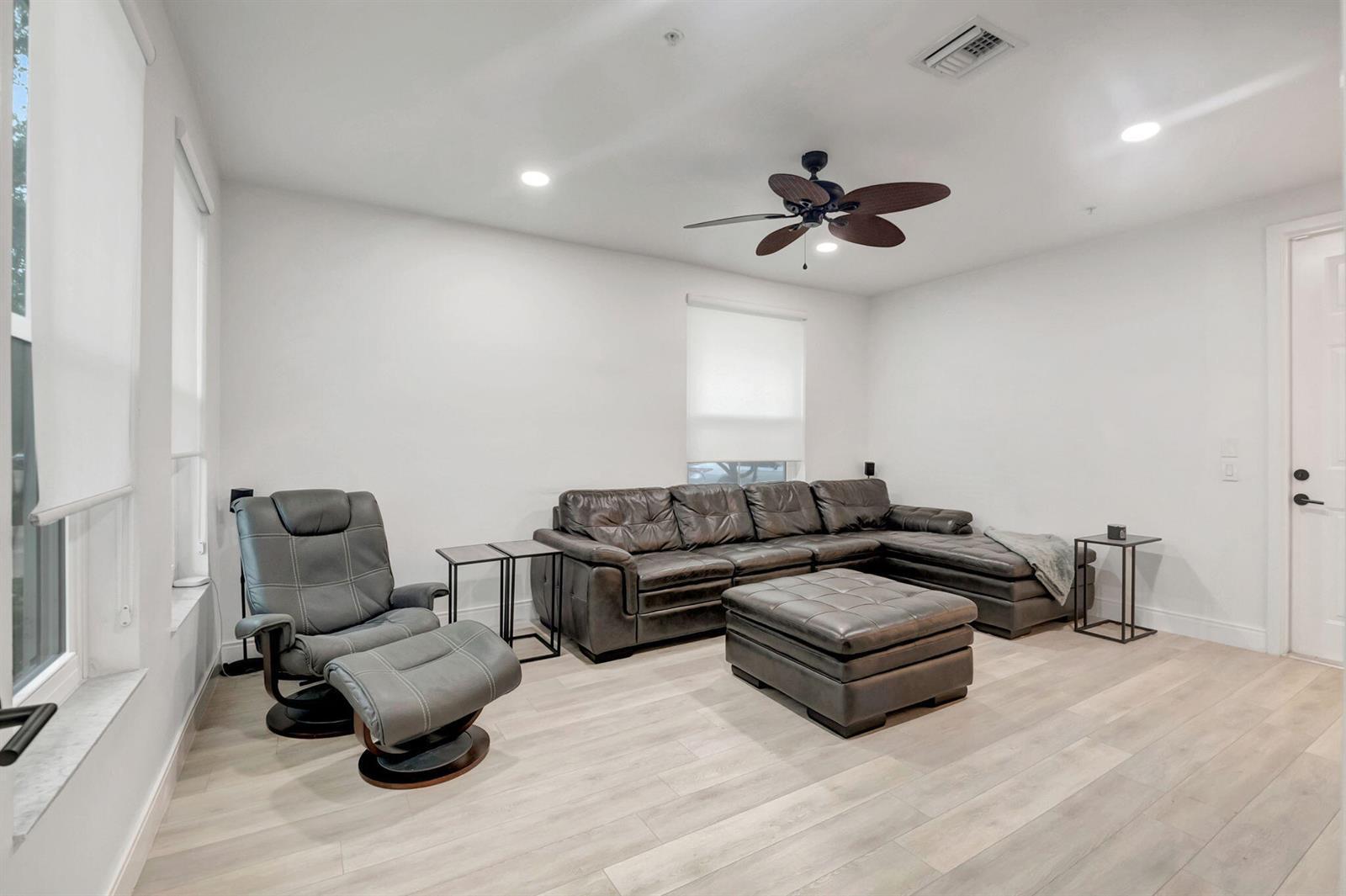 1274 Via Panzani, Boynton Beach FL 33426 photo 4