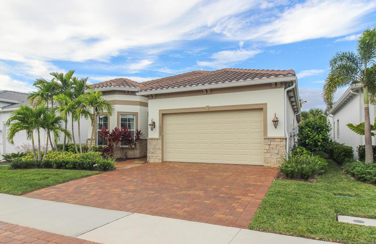 10369 Northbrook Circle, Palm Beach Gardens FL 33412 photo 2