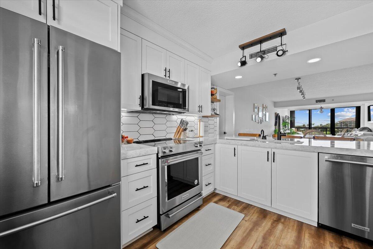 201 S Seas Drive # 404, Jupiter FL 33477 photo 3