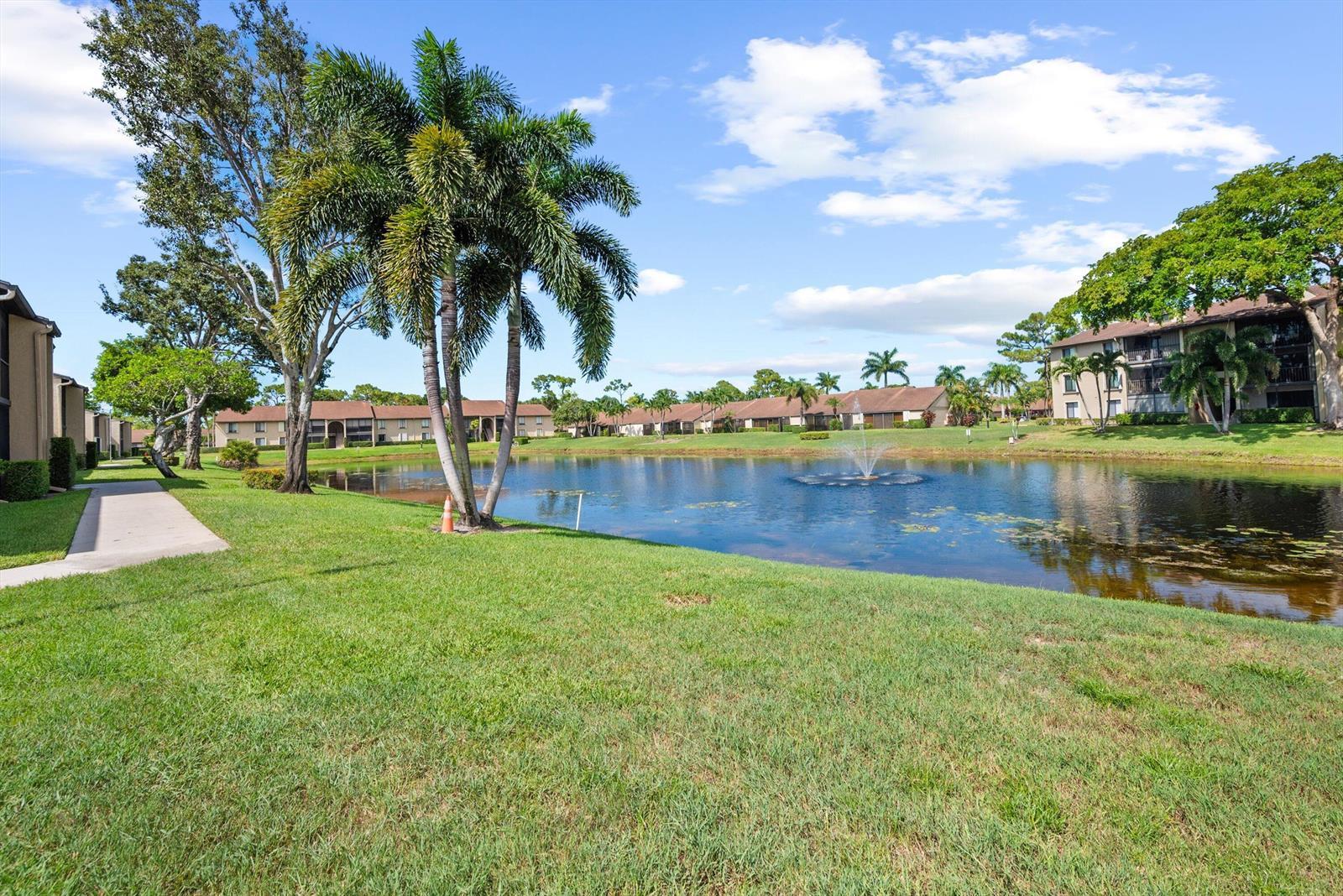 723 Sunny Pine Way # B2, FL 33415