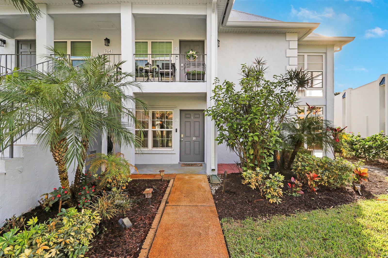 964 NW Spruce Ridge Drive # D1, Stuart FL 34994 photo 2