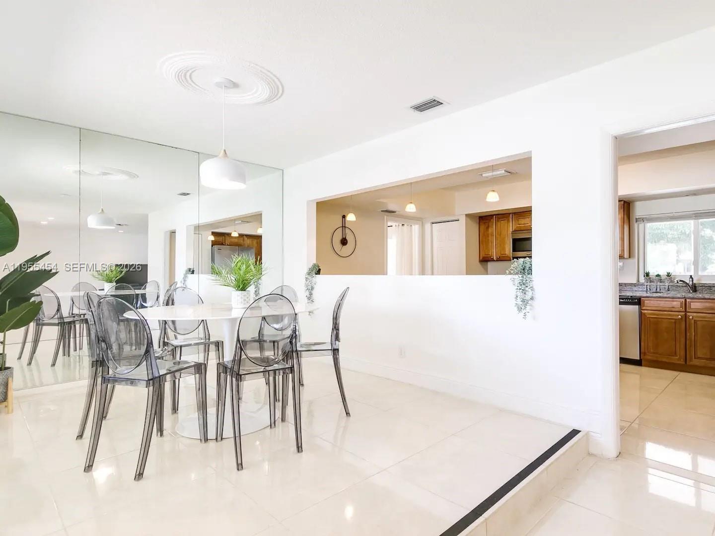 4800 Polk St, Hollywood FL 33021 photo 5