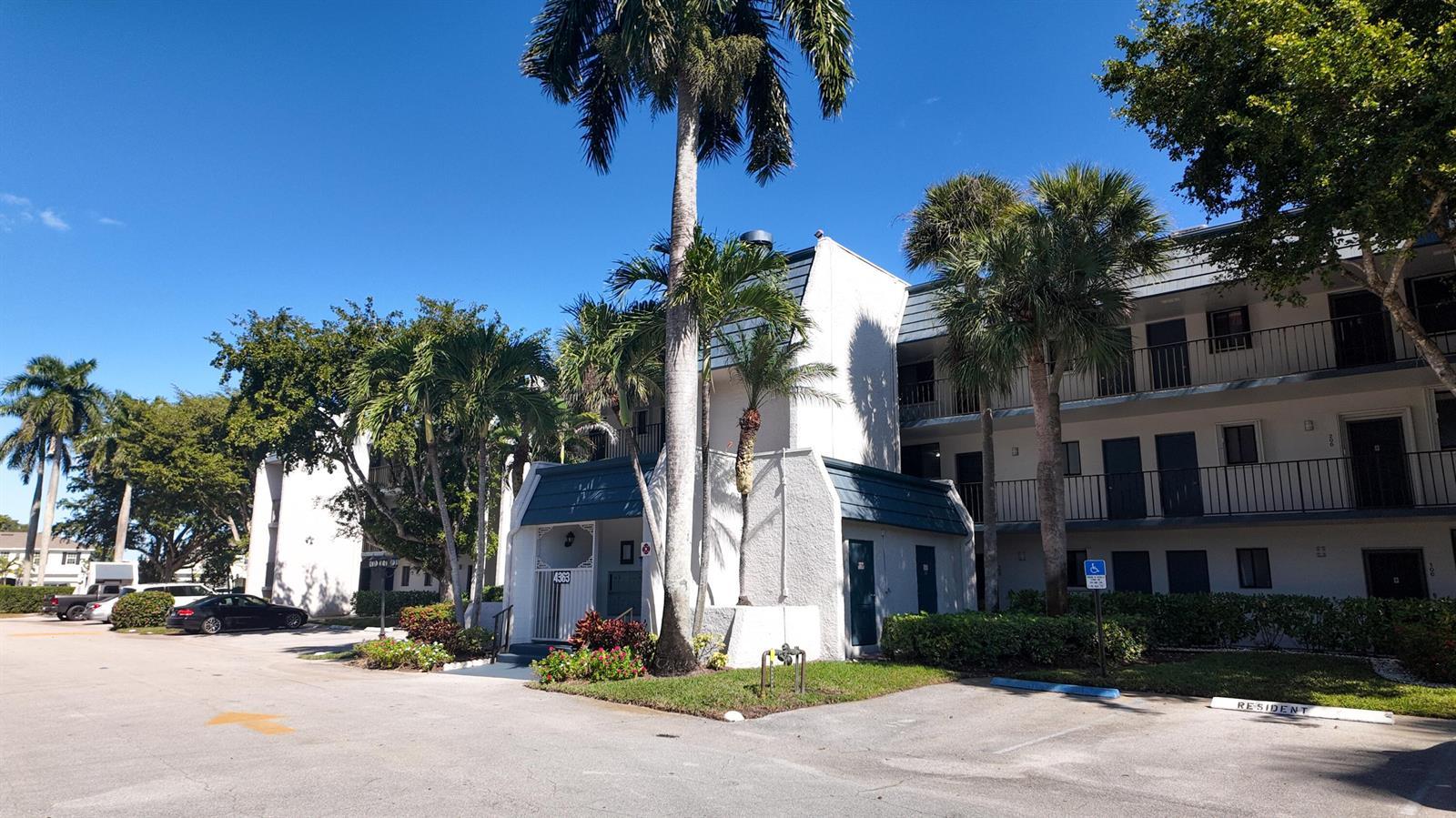 4363 Trevi Court # 203, Lake Worth FL 33467 photo 3