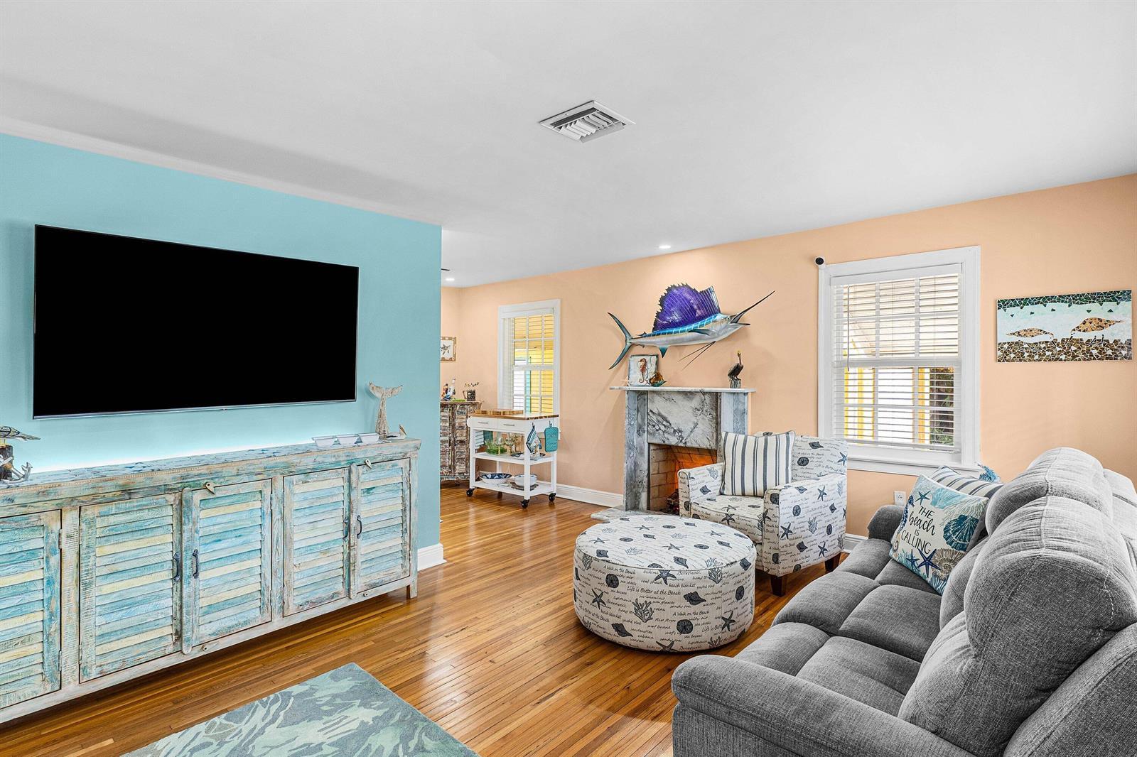 411 3rd Avenue N, FL 33460 photo 4