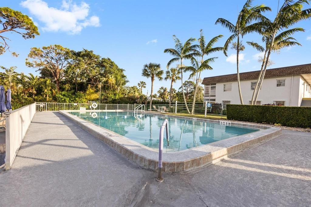 2950 SE Ocean Boulevard # 5, Stuart FL 34996 photo 4