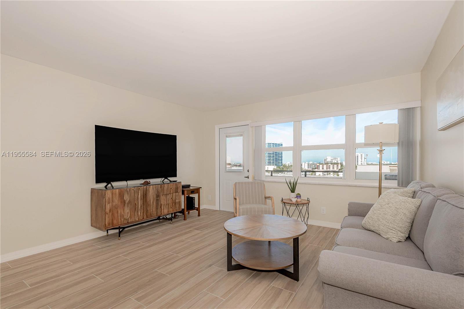 401 Golden Isles Dr # 902, Hallandale Beach FL 33009 photo 4